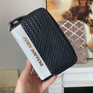 NWT Juicy Couture Wristlet Zip around Wallets For Women Black and white